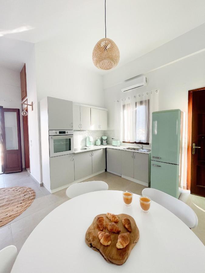 Casa Chara 2 Apartment Sými Luaran gambar