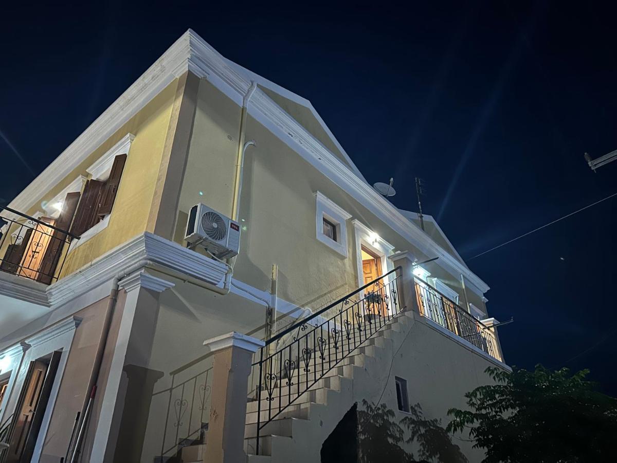 Casa Chara 2 Apartment Sými Luaran gambar